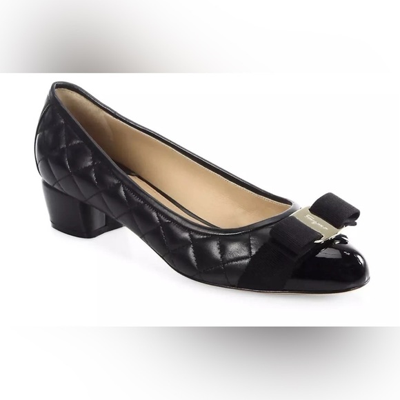 EUC Salvatore Ferragamo Vara Bow Quilted Leather Patent Pumps Shoes - Size 8.5 - Picture 5 of 14